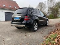 Gebraucht Mercedes ML320 224 PS (164 kW) 2008 Schwarz SUV