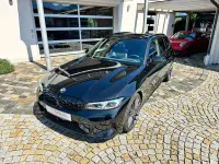 Gebraucht BMW 340 374 PS (275 kW) 2023 Blacksapphire (475) Kombi