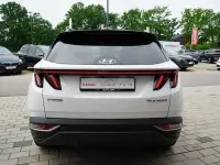 Gebraucht Hyundai Tucson Select 150 PS (110 kW) 2022 Weiß SUV