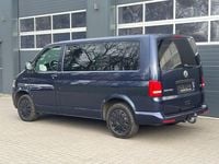 Gebraucht VW Multivan 140 PS (102 kW) 2015 Blau Van / Kleinbus