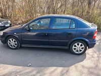 Gebraucht Opel Astra 90 PS (66 kW) 2001 Blau Limousine