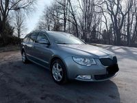 Gebraucht Skoda Superb Ambition 160 PS (117 kW) 2011 Silber Limousine