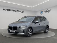 Gebraucht BMW 230e Active Tourer 150 PS (110 kW) 2023 Skyscraper grau Van / Kleinbus