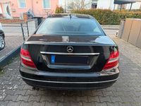 Gebraucht Mercedes C180 156 PS (114 kW) 2011 Schwarz Coupé