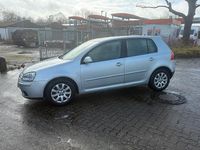 Gebraucht VW Golf V 140 PS (102 kW) 2004 Silber Kleinwagen
