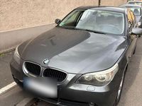 Gebraucht BMW 520 Basis 170 PS (125 kW) 2004 Grau Limousine