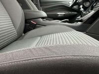 Gebraucht Ford C-MAX Titanium 120 PS (88 kW) 2015 Silber metallic Van / Kleinbus