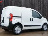 Gebraucht Peugeot Bipper Avantage 75 PS (55 kW) 2012 Weiß Van / Kleinbus