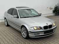 gebraucht BMW 325 325 i Automatik LEDER XENON SD