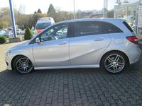 Gebraucht Mercedes B220 177 PS (130 kW) 2015 Silber Van / Kleinbus