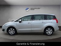 Gebraucht Peugeot 5008 Active 120 PS (88 kW) 2014 Grau Van / Kleinbus