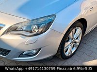 Gebraucht Opel Astra Cosmo 140 PS (102 kW) 2010 Silber Limousine