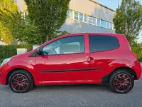Używany Renault Twingo Authentique 58 KM (42 kW) 2010 Czerwony Hatchback