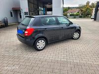 Gebraucht Skoda Fabia 69 PS (50 kW) 2010 Schwarz Limousine