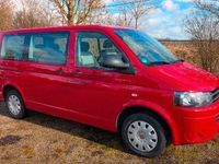 Gebraucht VW Transporter Startline 102 PS (75 kW) 2010 Rot Van
