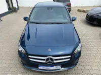 Gebraucht Mercedes B180 116 PS (85 kW) 2019 Blau Kleinwagen