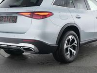 Gebraucht Mercedes GLC300e 333 PS (244 kW) 2024 Silber SUV