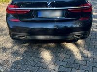 gebraucht BMW 740L d xDrive - M-Paket / 24M Garantie