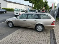 Gebraucht Mercedes C220 Elegance 125 PS (91 kW) 2000 Silber Limousine