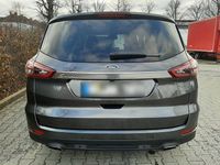 Gebraucht Ford S-MAX Titanium 179 PS (131 kW) 2016 Van / Kleinbus