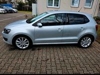 Gebraucht VW Polo 75 PS (55 kW) 2009 Silber Kleinwagen