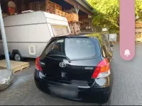 Gebraucht Toyota Yaris 70 PS (51 kW) 2009 Schwarz Kleinwagen