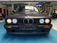 Gebraucht BMW 316 M Sport 99 PS (72 kW) 1989 Schwarz Cabrio