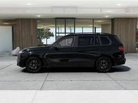 Neu BMW X7 352 PS (258 kW) 2026 Schwarz (saphirschwarz metallic) SUV