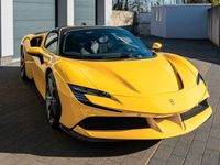 Gebraucht Ferrari SF90 2022 Gelb Cabrio