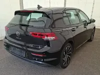 Gebraucht VW Golf VIII Life 150 PS (110 kW) 2022 Schwarz Limousine