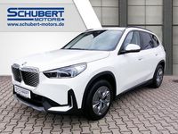 Neu BMW iX1 230 kW (313 PS) 2025 Alpinweiss iii SUV