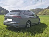 Second-hand VW Golf VIII R-line 150 CP (110 kW) 2023 Gri Break