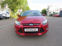 Gebraucht Ford Focus Titanium 125 PS (91 kW) 2013 Rot Limousine