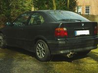 Gebraucht BMW 316 105 PS (77 kW) 1999 Schwarz