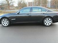 Gebraucht BMW 740 Comfort Edition 313 PS (230 kW) 2014 Schwarz metallic Limousine