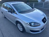 Gebraucht Seat Leon Basis 86 PS (63 kW) 2012 Silber Limousine