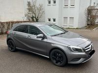 Gebraucht Mercedes A160 Style 90 PS (66 kW) 2013 Grau Limousine