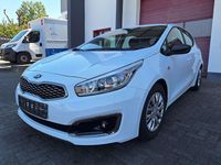 Używany Kia Ceed Edition 7 101 KM (74 kW) 2016 Biały Hatchback