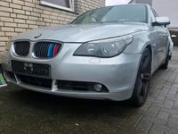 Gebraucht BMW 525 252 PS (185 kW) 2005 Silber Limousine