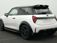 Gebraucht Mini John Cooper Works 204 PS (150 kW) 2025 Weiß Kleinwagen