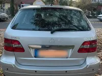 Gebraucht Mercedes B180 109 PS (80 kW) 2007 Silber Van / Kleinbus