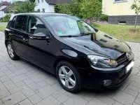 Gebraucht VW Golf VI Team 105 PS (77 kW) 2010 Schwarz Kleinwagen