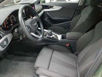 Gebraucht Audi A4 Advanced 204 PS (150 kW) 2024 Distriktgrün metallic Kombi