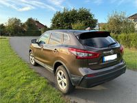 Gebraucht Nissan Qashqai Acenta 116 PS (85 kW) 2017 Braun SUV