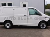 Gebraucht VW T6.1 90 PS (66 kW) 2021 Candyweiß Van