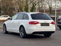 Gebraucht Audi A4 Sport 143 PS (105 kW) 2012 Weiß Limousine