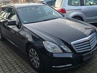Gebraucht Mercedes E300 231 PS (169 kW) 2012 Schwarz Kombi