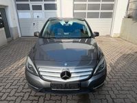 Gebraucht Mercedes B180 109 PS (80 kW) 2013 Grau Van / Kleinbus