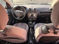 Second-hand Ford Fusion 80 CP (58 kW) 2006 Negru Hatchback