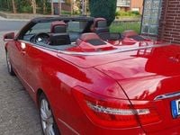 Gebraucht Mercedes E200 Elegance 184 PS (135 kW) 2011 Rot Cabrio